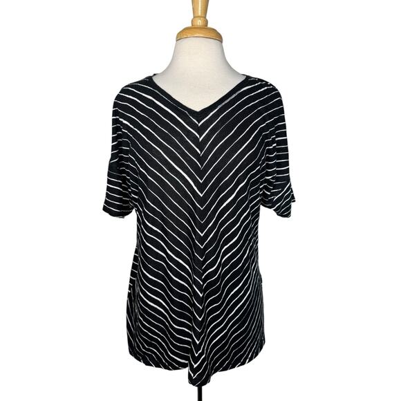 CHICOS 100% Linen Black & White Striped Blouse Size XL (3) Womens Short Sleeve - Picture 1 of 9